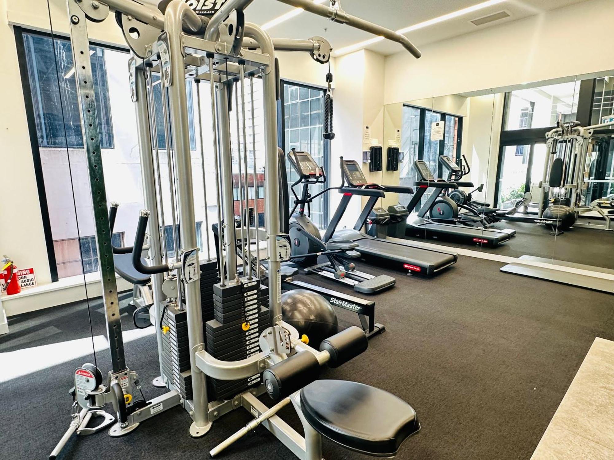 Stylish Cbd In The Heart Of Apartment Auckland