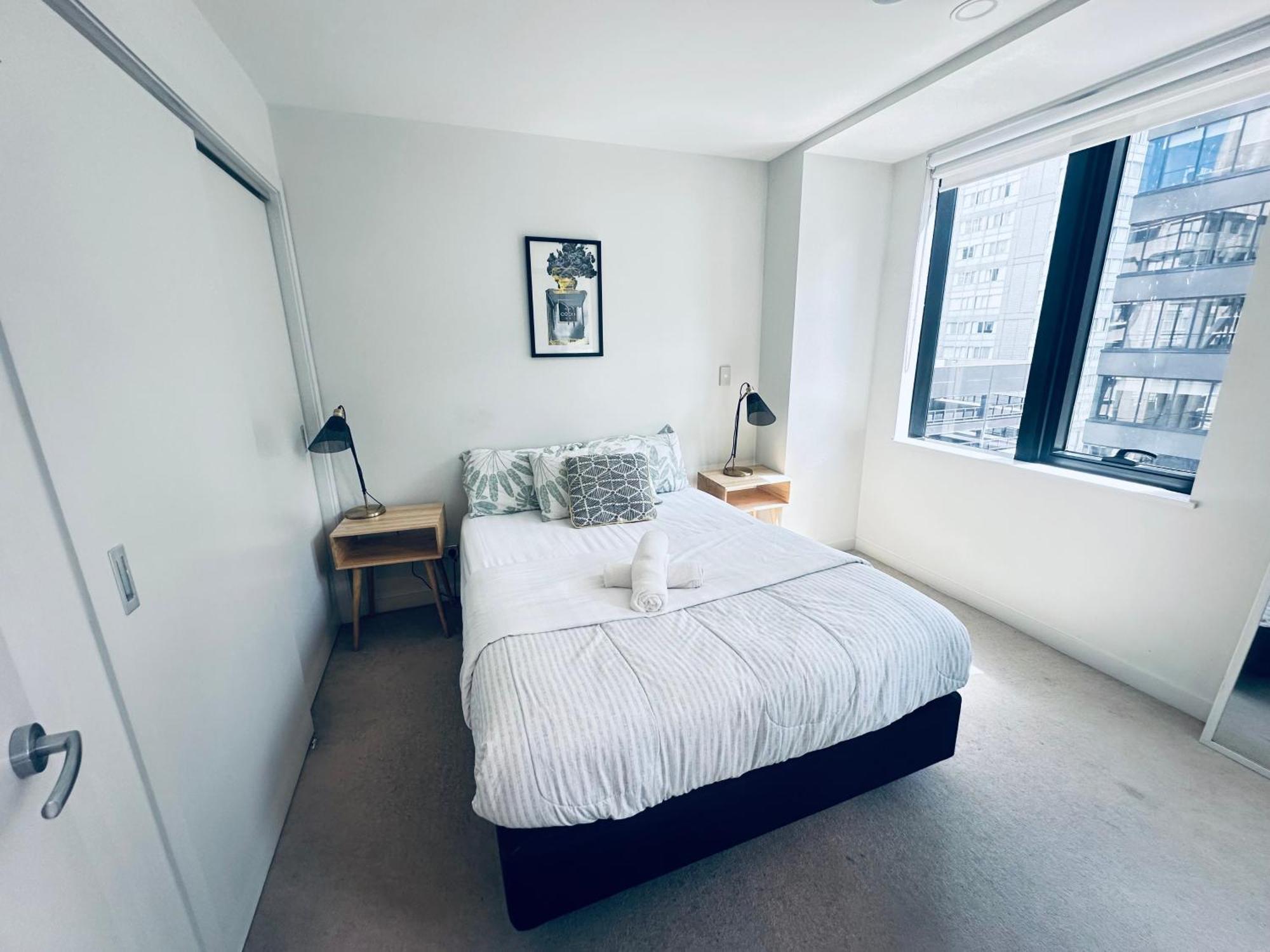 Stylish Cbd In The Heart Of Apartment *
