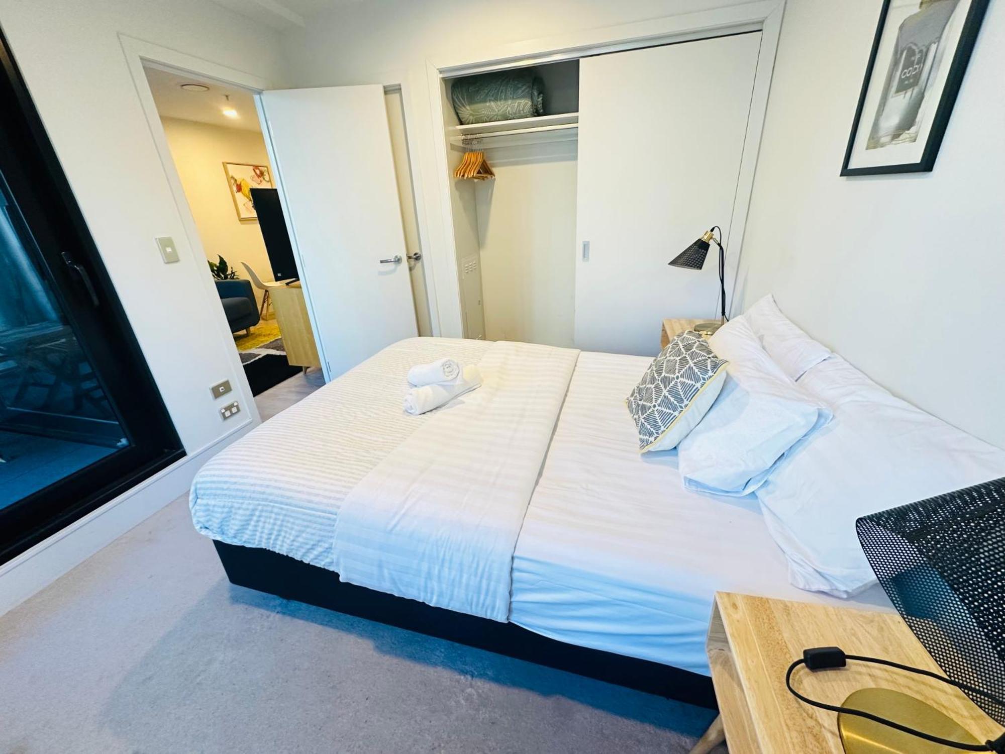 Apartment Stylish Cbd In The Heart Of *